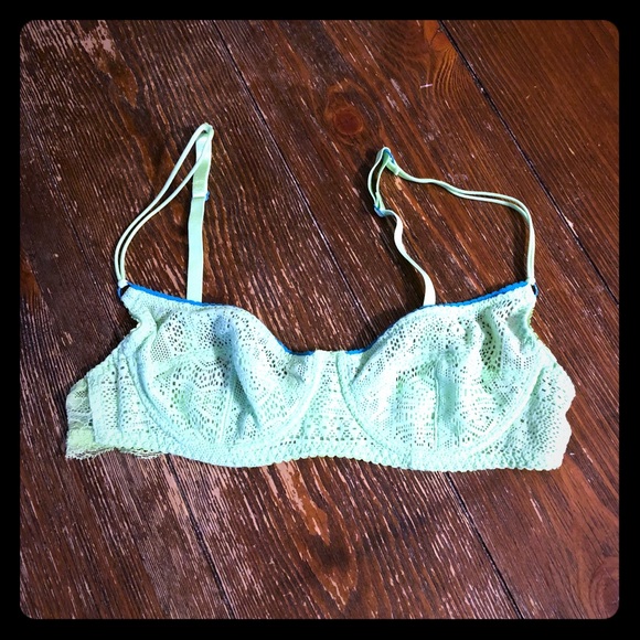 NEW Free People Intimately Underwire Bra Sz 34A - Picture 1 of 3